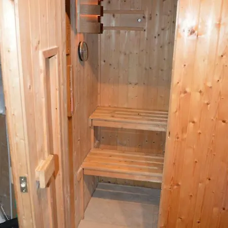 De L'hotel Mahey Champrépus