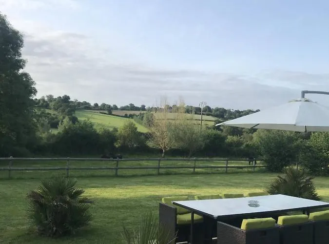 De L'hotel Mahey 펜션